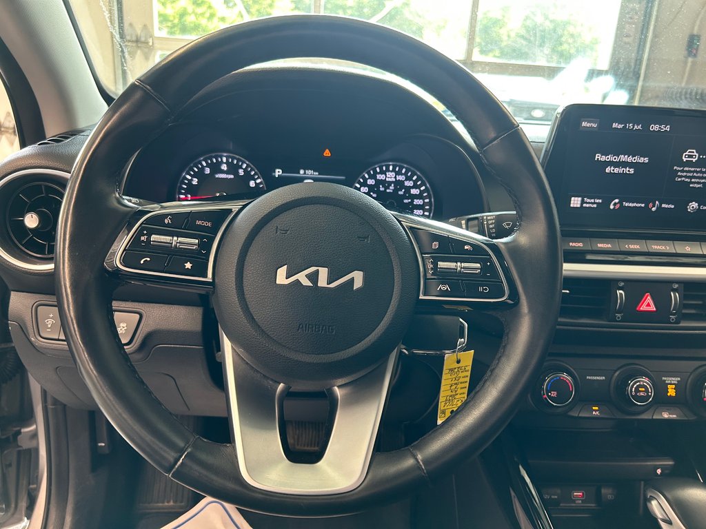 Kia Forte EX+, TOIT OUVRANT, MAGS, AUTOMATIQUE 2023 à Mirabel, Québec - 9 - w1024h768px