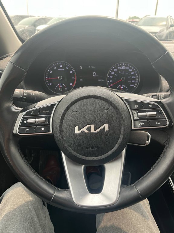 Kia Forte EX+, TOIT OUVRANT, MAGS, AUTOMATIQUE 2023 à Mirabel, Québec - 9 - w1024h768px