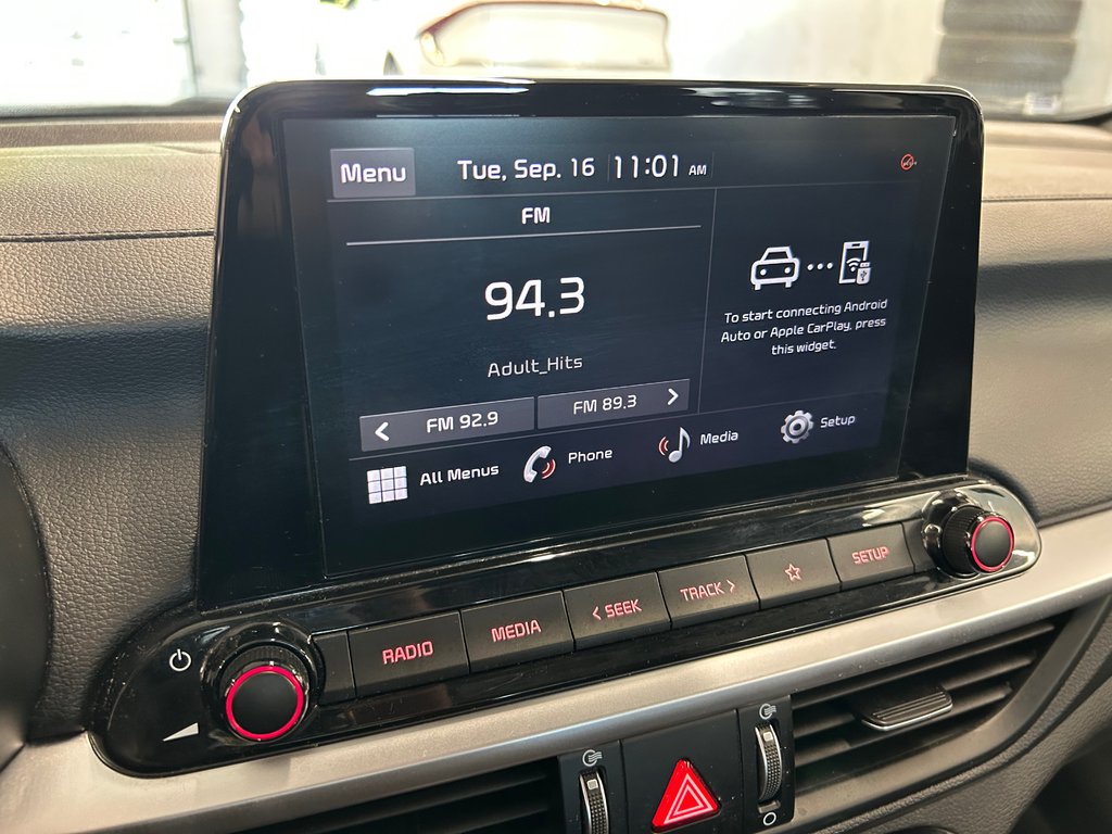 Kia Forte EX Premium, JAMAIS ACCIDENTÉ, TOIT 2023 à Mirabel, Québec - 18 - w1024h768px