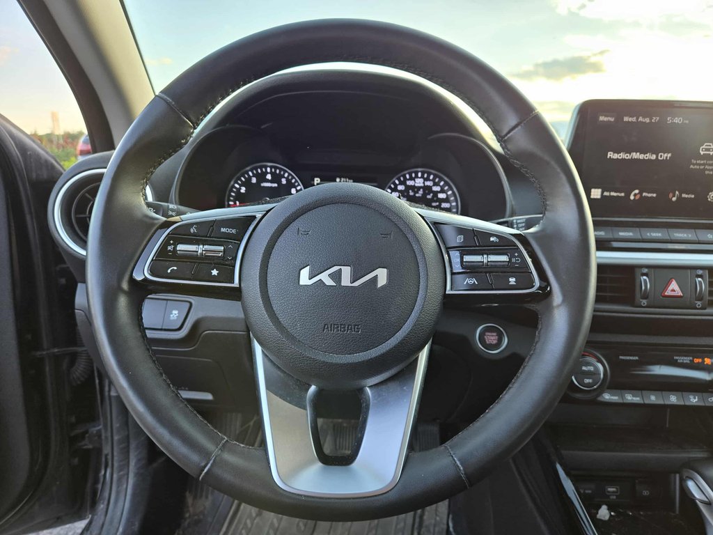 2023 Kia Forte EX PREMIUM, JAMAIS ACCIDENTÉ, TOIT in Mirabel, Quebec - 9 - w1024h768px