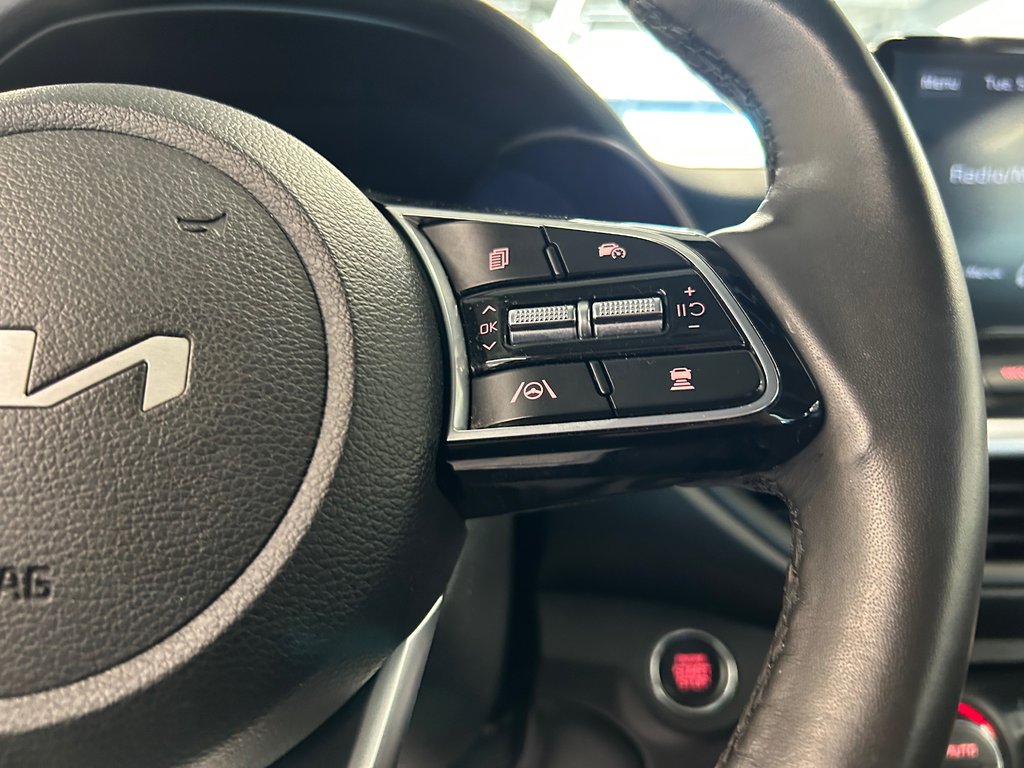 Kia Forte EX Premium, JAMAIS ACCIDENTÉ, TOIT 2023 à Mirabel, Québec - 17 - w1024h768px