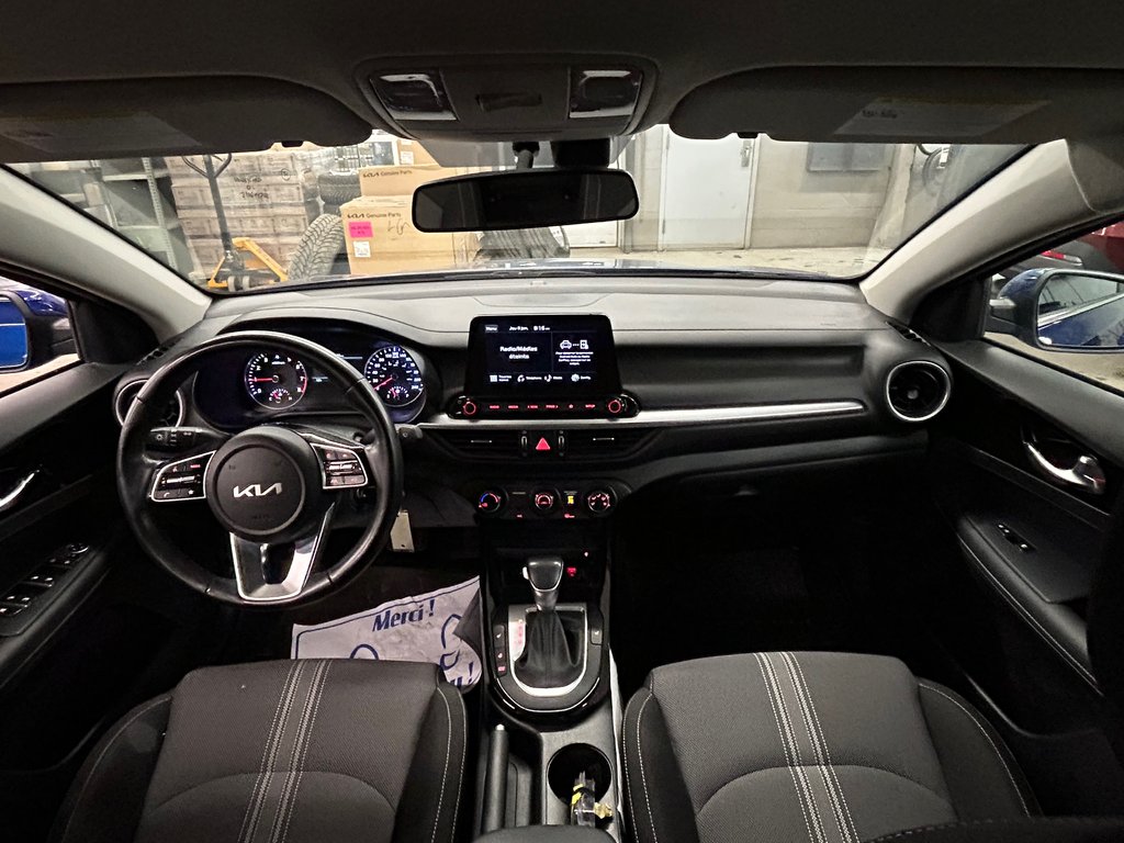 Kia Forte EX, MAGS, SIÈGES ET VOLANT CHAUFFANTS 2023 à Mirabel, Québec - 3 - w1024h768px
