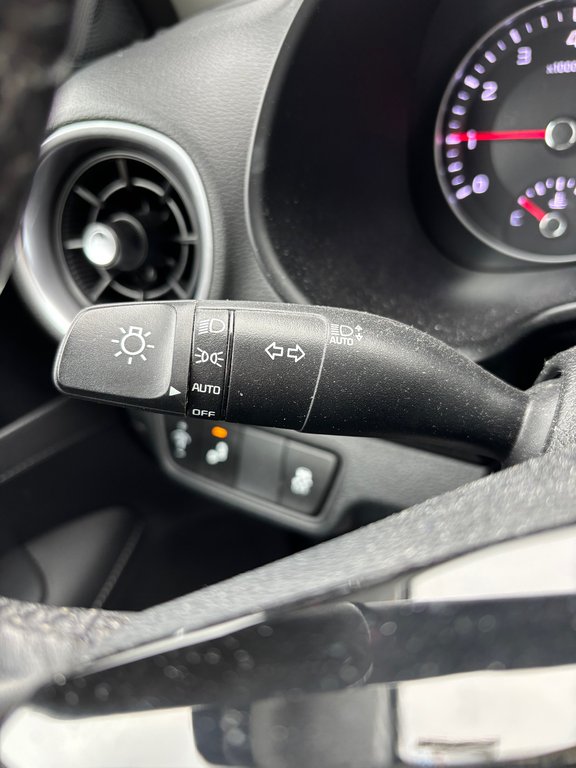 2023 Kia Forte Ex Premium, TOIT, MAGS, VOLANT CHAUFFANT in Mirabel, Quebec - 21 - w1024h768px