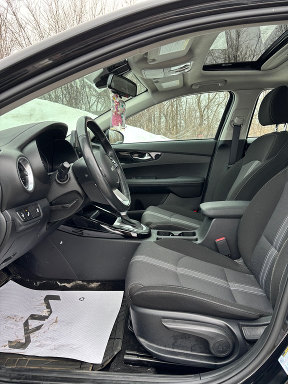 2023 Kia Forte Ex Premium, TOIT, MAGS, VOLANT CHAUFFANT in Mirabel, Quebec - 8 - w1024h768px