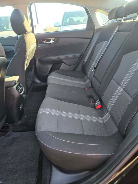 Kia Forte EX, ANDROID AUTO/APPLE CARPLAY, MAGS 2023 à Mirabel, Québec - 18 - w1024h768px