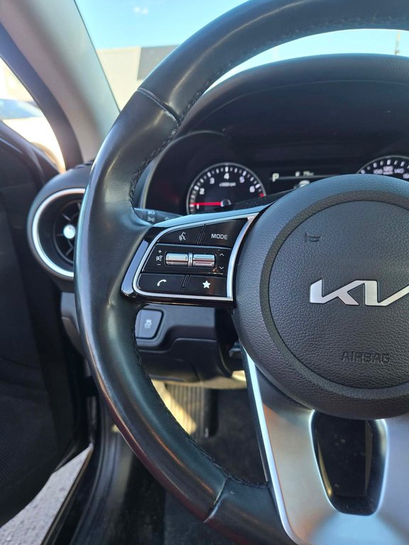 Kia Forte EX, ANDROID AUTO/APPLE CARPLAY, MAGS 2023 à Mirabel, Québec - 13 - w1024h768px
