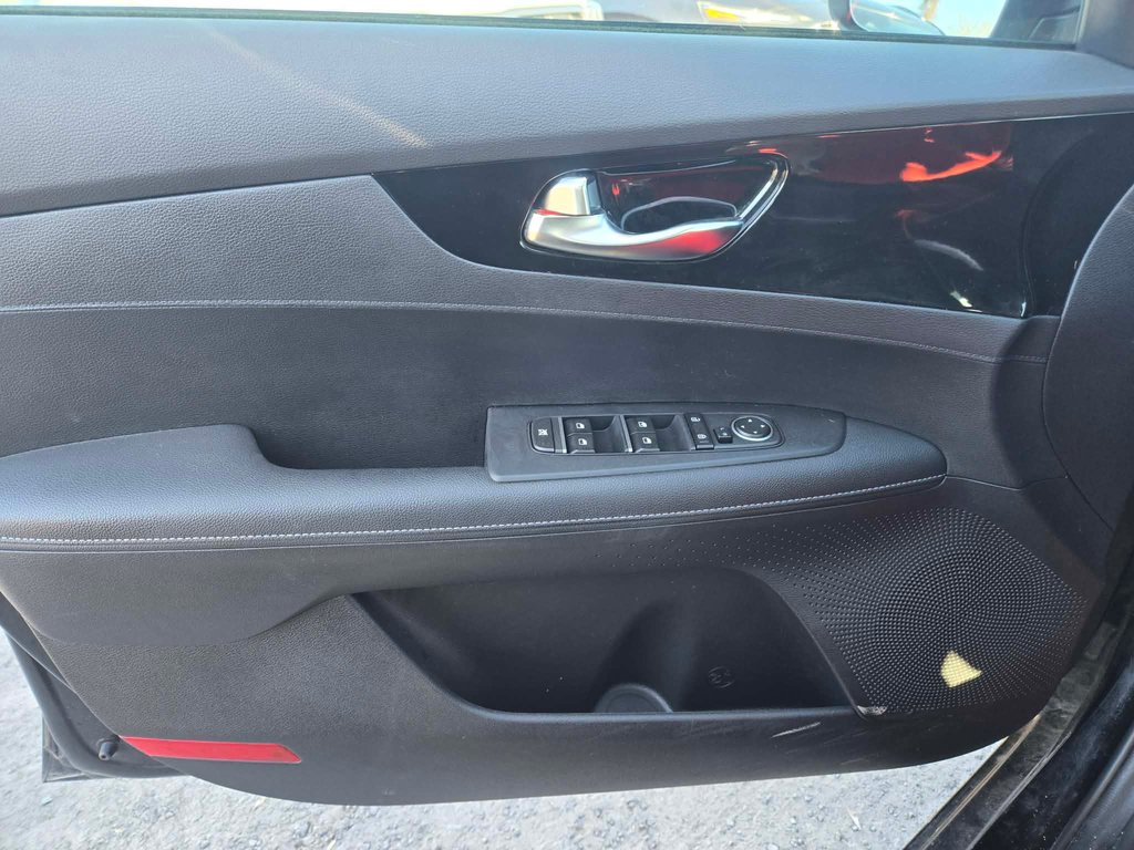 Kia Forte EX, ANDROID AUTO/APPLE CARPLAY, MAGS 2023 à Mirabel, Québec - 7 - w1024h768px