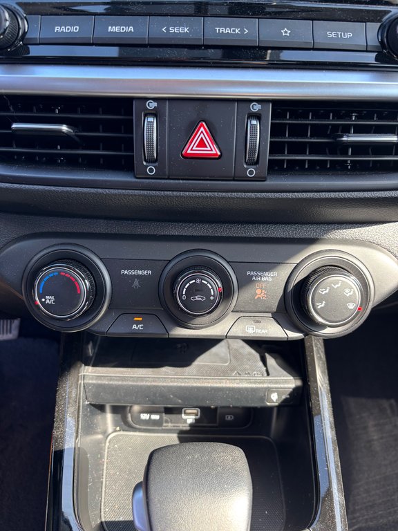 Kia Forte EX, JAMAIS ACCIDENTÉ, MAGS, AUTOMATIQUE 2024 à Mirabel, Québec - 18 - w1024h768px