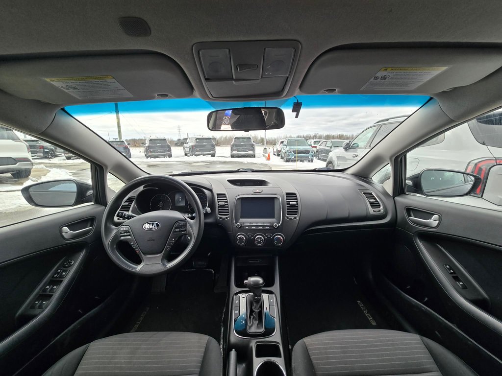 Kia Forte5 LX+, JAMAIS ACCIDENTÉ, AUTOMATIQUE, MAGS 2018 à Mirabel, Québec - 3 - w1024h768px