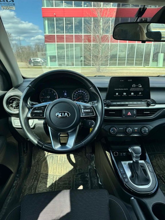 Kia Forte5 EX, MAGS, AUTOMATIQUE, APPLE CARPLAY 2021 à Mirabel, Québec - 8 - w1024h768px