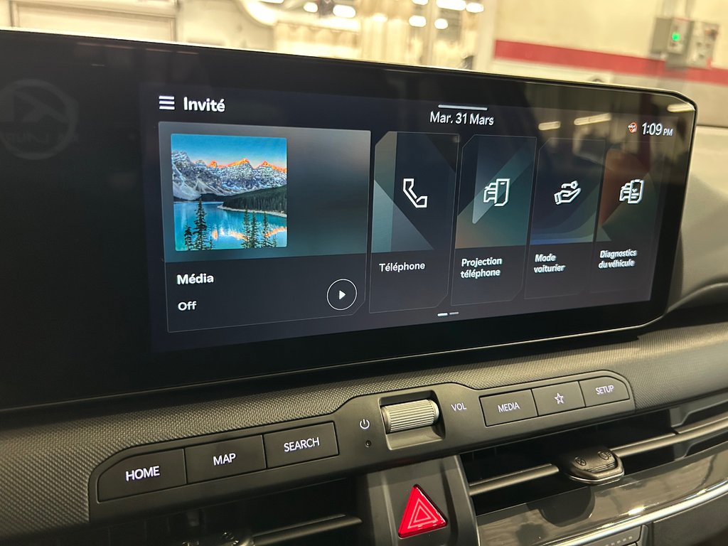 Kia K4 EX, DÉMONSTRATEUR, TOIT, MAGS, CLEF INTELLIGENTE 2025 à Mirabel, Québec - 18 - w1024h768px