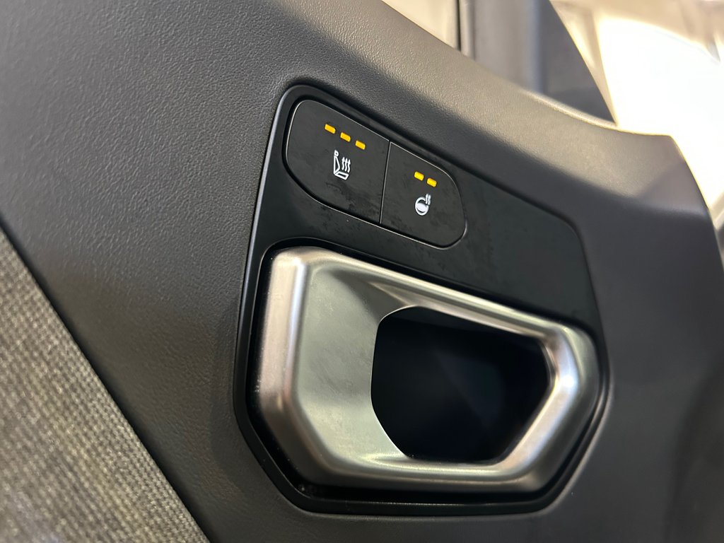 Kia K4 EX, DÉMONSTRATEUR, TOIT, MAGS, CLEF INTELLIGENTE 2025 à Mirabel, Québec - 9 - w1024h768px