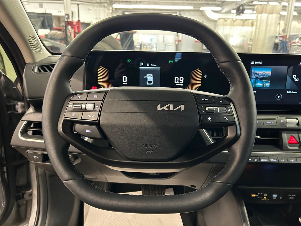 Kia K4 EX, DÉMONSTRATEUR, TOIT, MAGS, CLEF INTELLIGENTE 2025 à Mirabel, Québec - 10 - w1024h768px