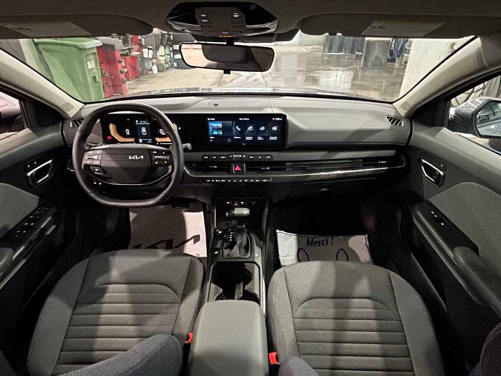 Kia K4 EX, DÉMONSTRATEUR, TOIT, MAGS, CLEF INTELLIGENTE 2025 à Mirabel, Québec - 3 - w1024h768px