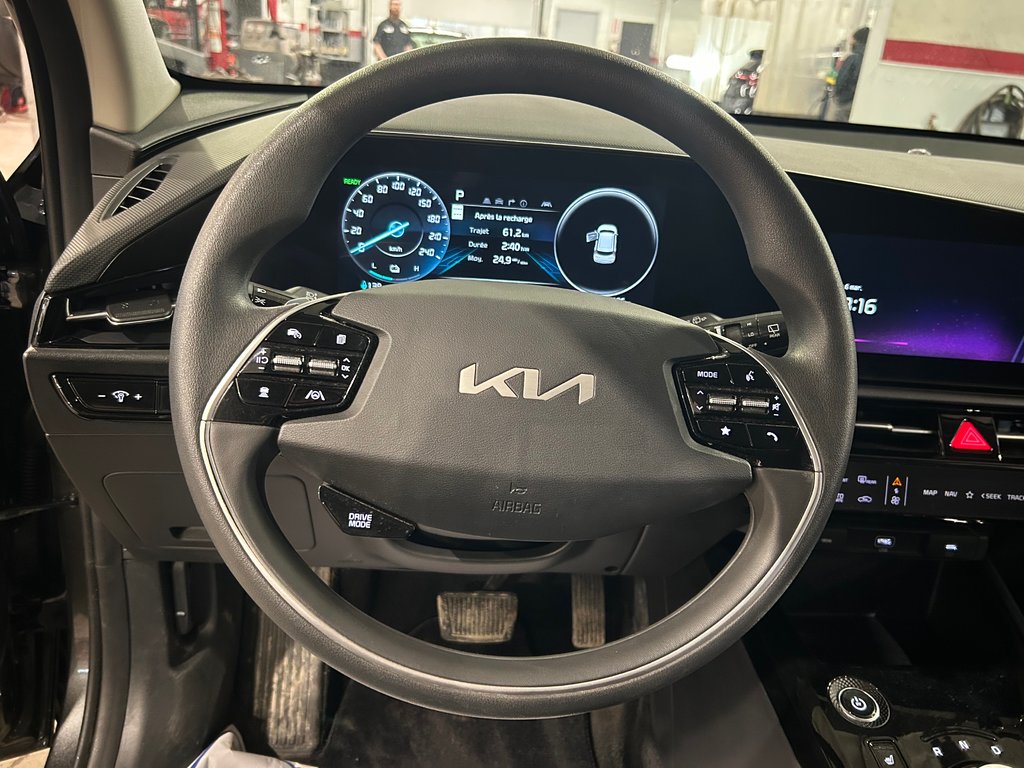 2024 Kia Niro EV Wind, 407 KM AUTONOMIE, JAMAIS ACCIDENTÉ,  MAGS in Mirabel, Quebec - 10 - w1024h768px