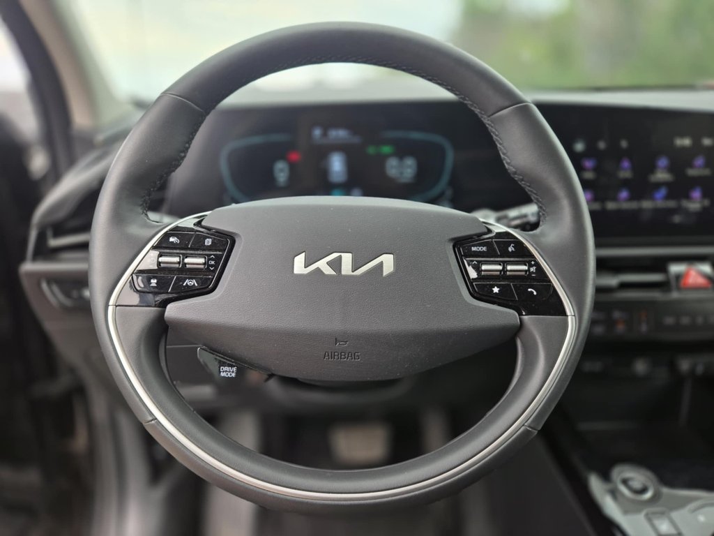 Kia Niro Plug-In Hybrid EX, JAMAIS ACCIDENTÉ, GPS, CUIR/TISSUS 2023 à Mirabel, Québec - 9 - w1024h768px