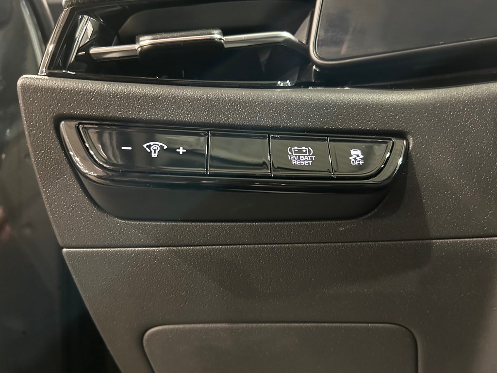 Kia Niro EX, JAMAIS ACCIDENTÉ, 4.4L / 100KM, 8 PNEUS 2023 à Mirabel, Québec - 25 - w1024h768px