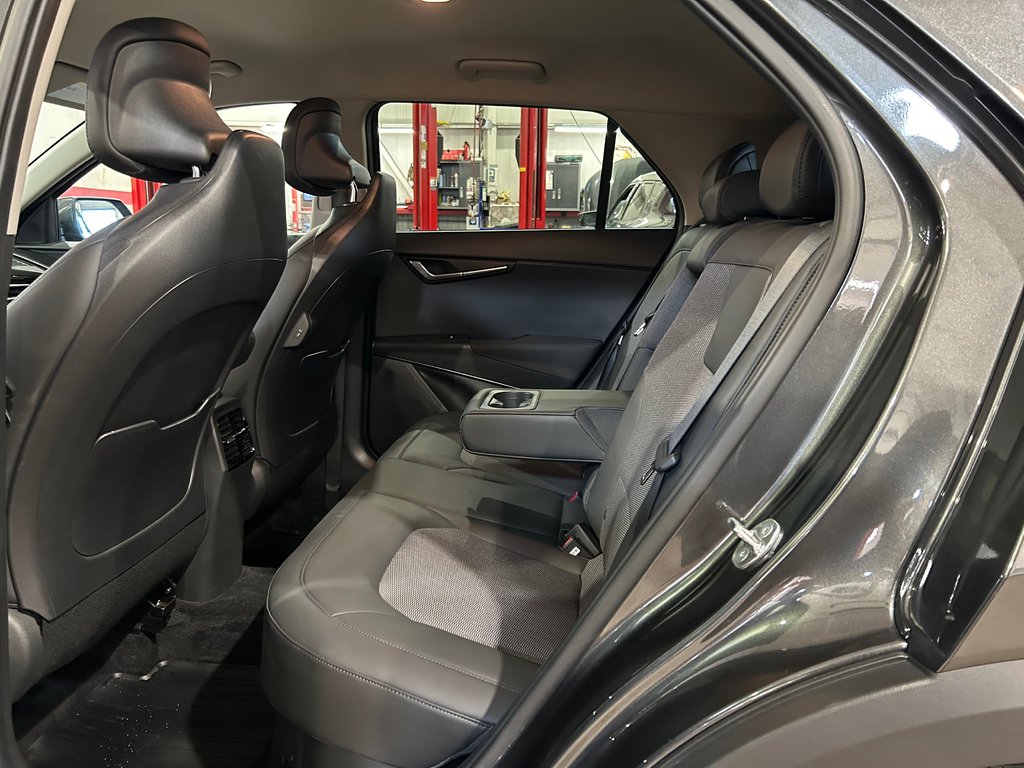 Kia Niro EX, JAMAIS ACCIDENTÉ, 4.4L / 100KM, 8 PNEUS 2023 à Mirabel, Québec - 30 - w1024h768px