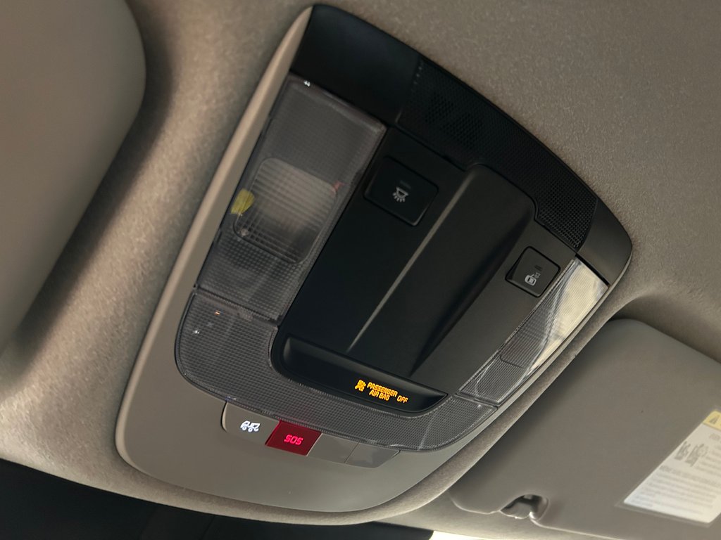 Kia Niro EX, JAMAIS ACCIDENTÉ, 4.4L / 100KM, 8 PNEUS 2023 à Mirabel, Québec - 27 - w1024h768px