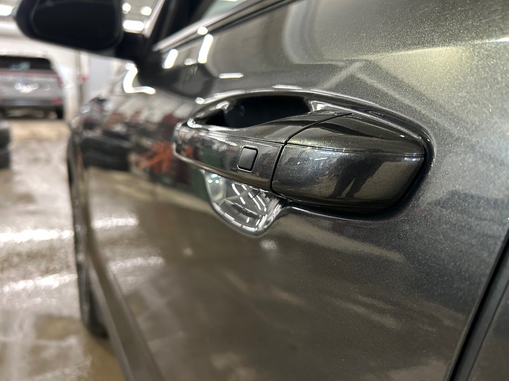 Kia Niro EX, JAMAIS ACCIDENTÉ, 4.4L / 100KM, 8 PNEUS 2023 à Mirabel, Québec - 14 - w1024h768px