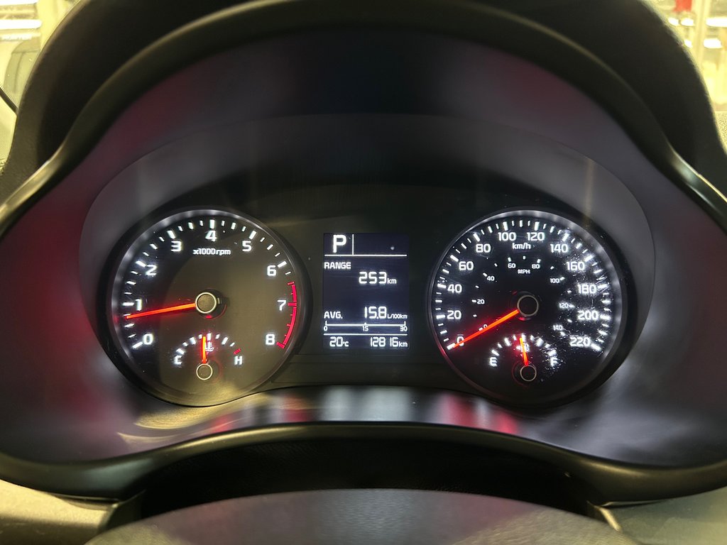 2020 Kia Rio 5-door LX+, AUTOMATIQUE, SIÈGES CHAUFFANTS, 2 CLEFS in Mirabel, Quebec - 10 - w1024h768px