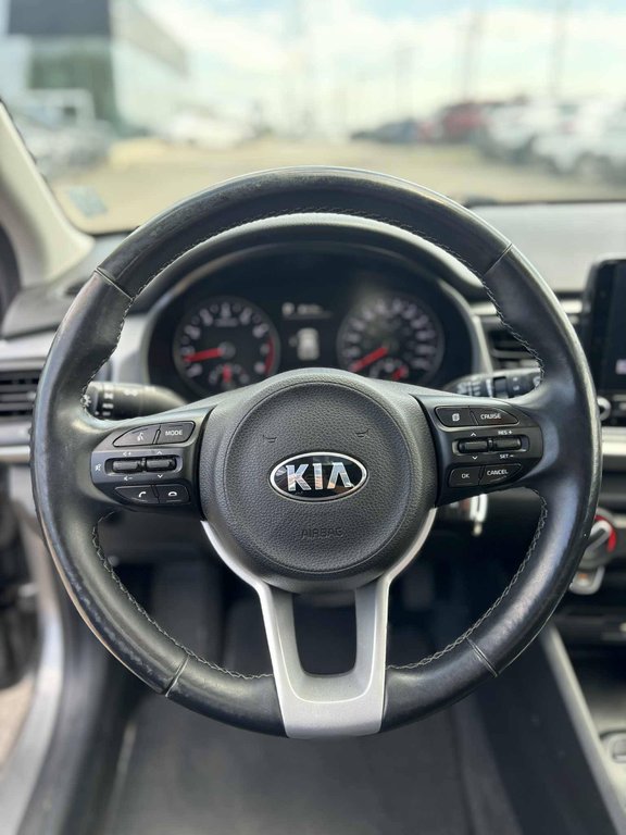 2021 Kia Rio 5-door Lx Premium, JAMAIS ACCIDENTÉ, TOIT OUVRANT, MAGS in Mirabel, Quebec - 9 - w1024h768px