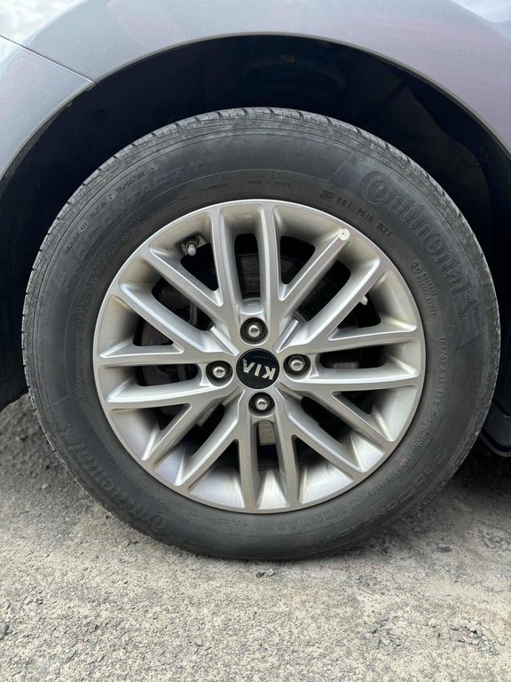 2021 Kia Rio 5-door Lx Premium, JAMAIS ACCIDENTÉ, TOIT OUVRANT, MAGS in Mirabel, Quebec - 6 - w1024h768px