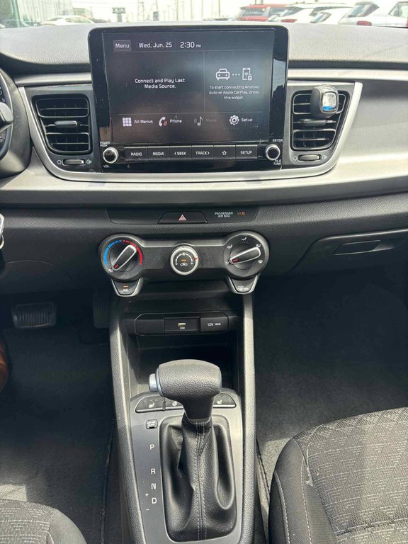 2021 Kia Rio 5-door Lx Premium, JAMAIS ACCIDENTÉ, TOIT OUVRANT, MAGS in Mirabel, Quebec - 4 - w1024h768px
