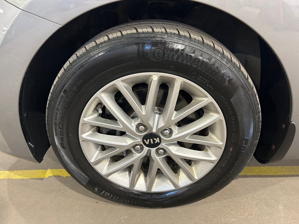 2021 Kia Rio 5-door Lx Premium, JAMAIS ACCIDENTÉ, TOIT OUVRANT, MAGS in Mirabel, Quebec - 7 - w1024h768px