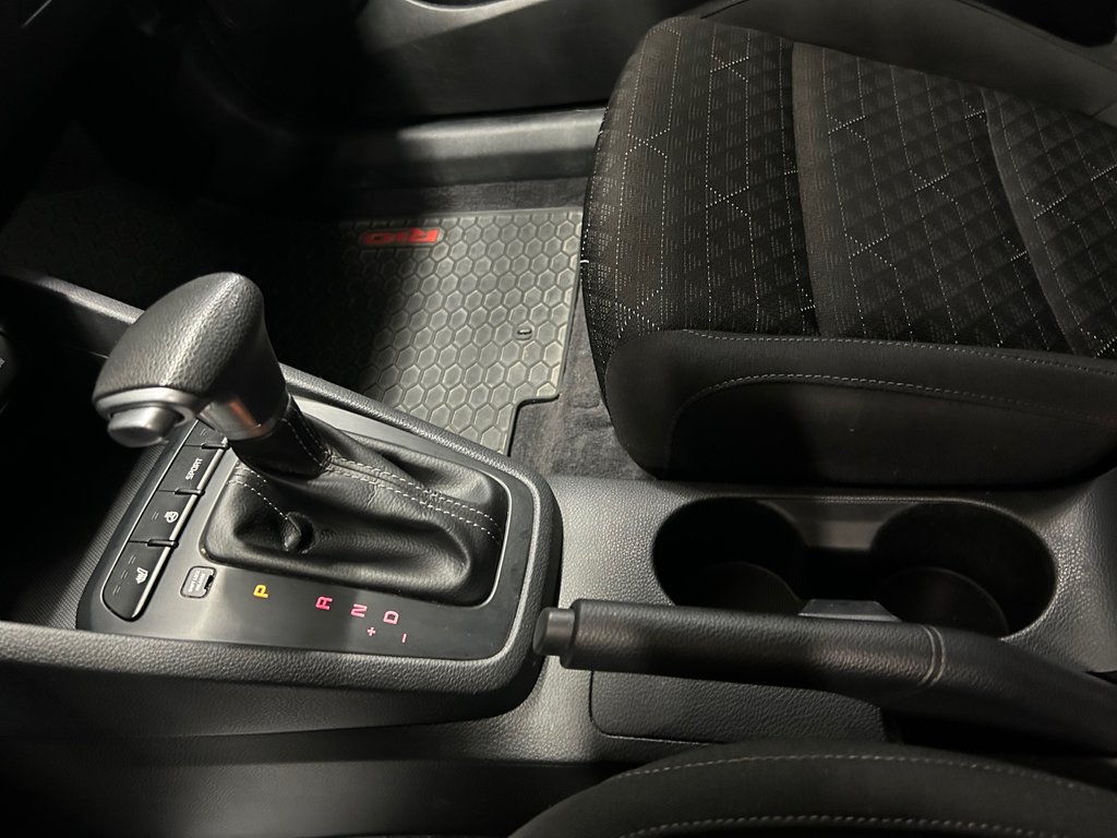2021 Kia Rio 5-door LX+ Premium, TOIT OUVRANT, AUTOMATIQUE in Mirabel, Quebec - 19 - w1024h768px