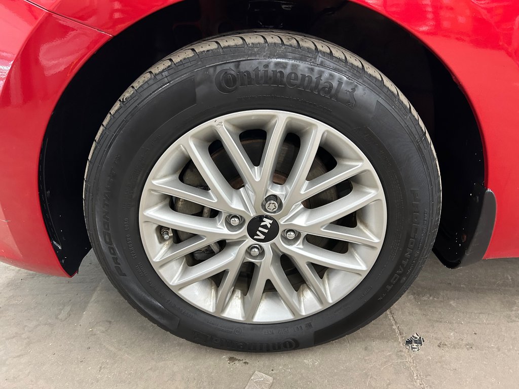 2021 Kia Rio 5-door LX+ Premium, TOIT OUVRANT, AUTOMATIQUE in Mirabel, Quebec - 7 - w1024h768px