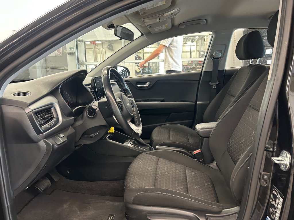 2023 Kia Rio 5-door LX+, CAMERA, AUCUN ACCIDENT, SIEGES CHAUFFANTS in Mirabel, Quebec - 9 - w1024h768px
