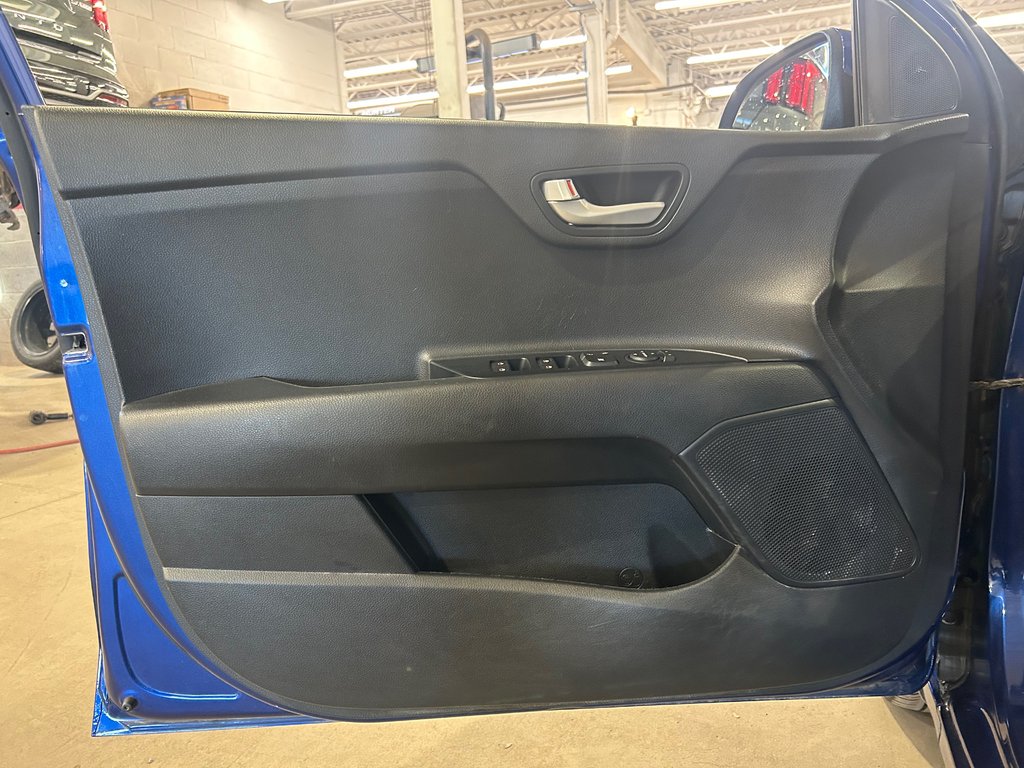 Kia Rio 5 LX+, JAMAIS ACCIDENTÉ, AUTOMATIQUE, A/C 2021 à Mirabel, Québec - 8 - w1024h768px