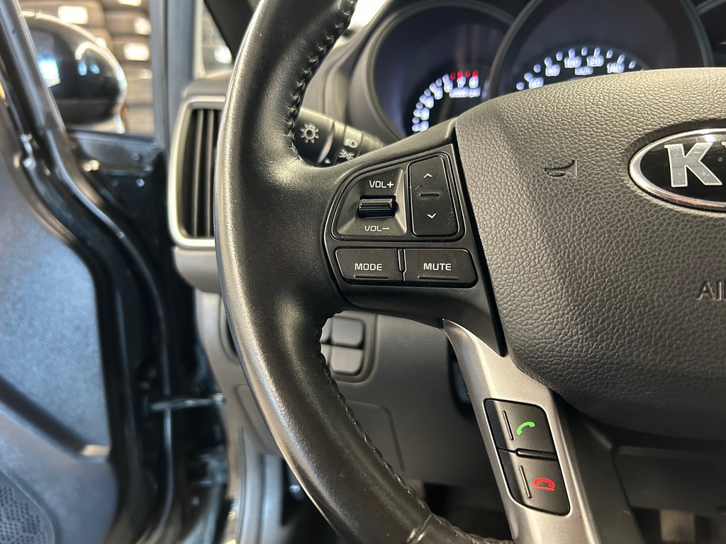 2017 Kia Rio 5 EX, AUTOMATIQUE, SIÈGES CHAUFFANTS, MAGS in Mirabel, Quebec - 14 - w1024h768px