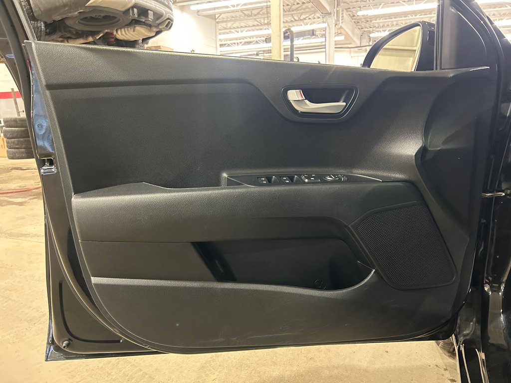 Kia Rio LX+, 8 PNEUS, SIÈGES CHAUFFANTS, AUTOMATIQUE 2019 à Mirabel, Québec - 8 - w1024h768px