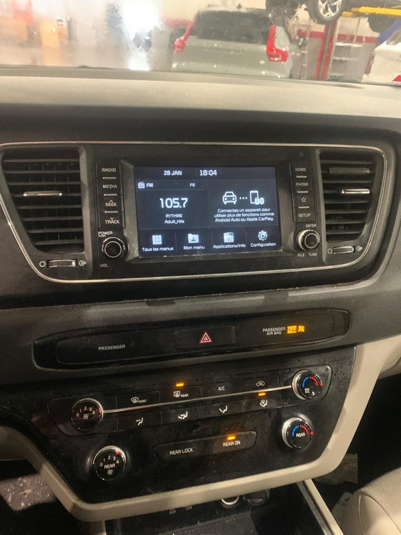 Kia Sedona L, 7 PASSAGERS, PNEUS HIVERS, V6 2019 à Mirabel, Québec - 10 - w1024h768px