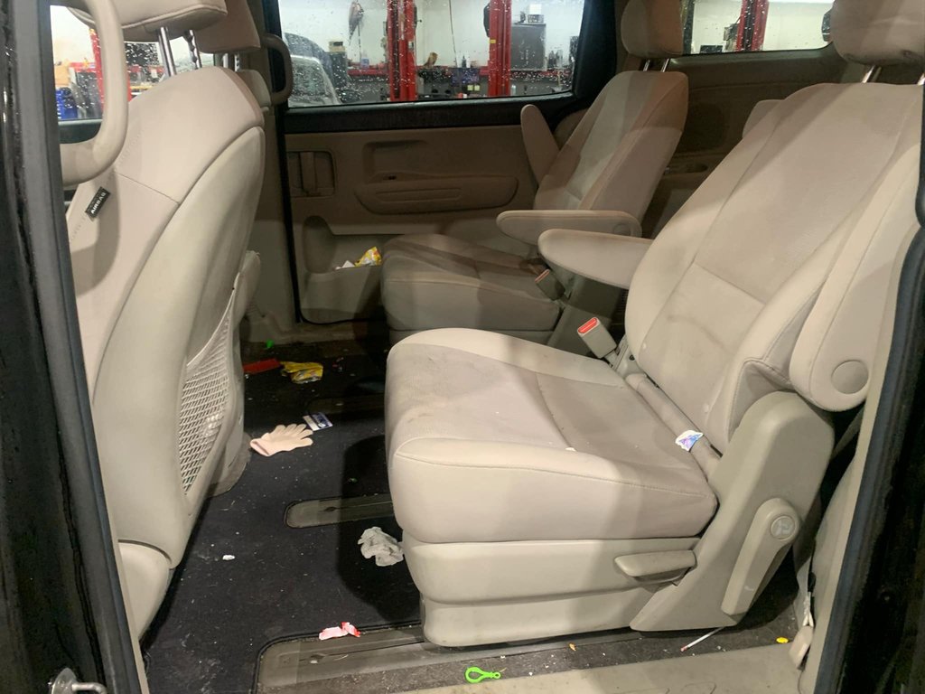 Kia Sedona L, 7 PASSAGERS, PNEUS HIVERS, V6 2019 à Mirabel, Québec - 13 - w1024h768px