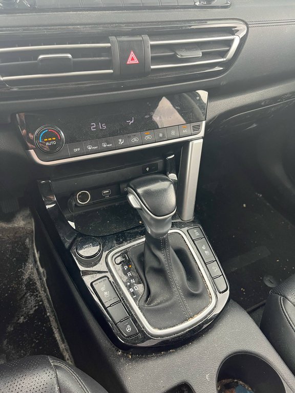 Kia Seltos SX Turbo, CUIR, TOIT, MAGS, GPS, HUD 2021 à Mirabel, Québec - 16 - w1024h768px