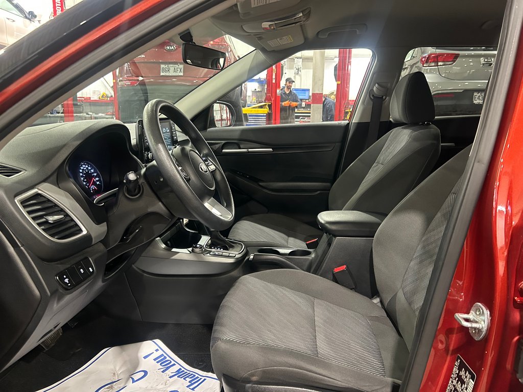 2021 Kia Seltos LX, JAMAIS ACCIDENTÉ, AWD, SIÈGES CHAUFFANTS in Mirabel, Quebec - 8 - w1024h768px