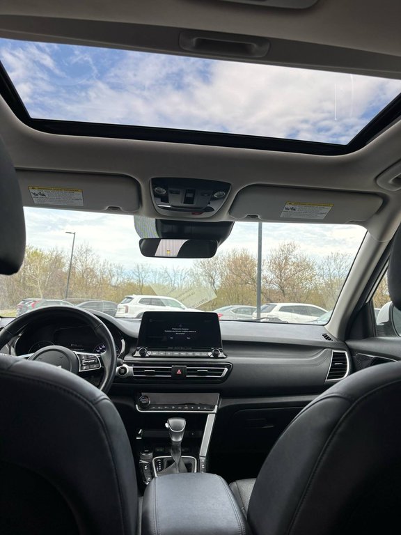Kia Seltos SX Turbo, JAMAIS ACCIDENTÉ, CUIR, TOIT, HUD, MAGS 2022 à Mirabel, Québec - 8 - w1024h768px