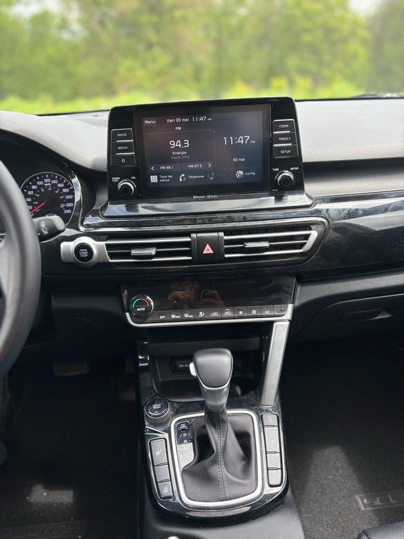 2022 Kia Seltos EX, AWD, CUIR, TOIT, MAGS, VOLANT CHAUFFANT in Mirabel, Quebec - 14 - w1024h768px
