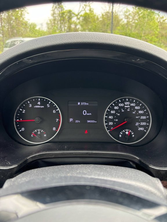 2022 Kia Seltos EX, AWD, CUIR, TOIT, MAGS, VOLANT CHAUFFANT in Mirabel, Quebec - 8 - w1024h768px