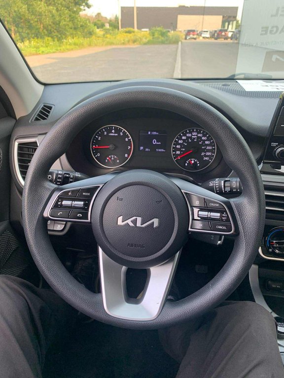 2022 Kia Seltos LX, AWD, MAGS, CAMERA, ANDROID AUTO/APPLE CARPLAY in Mirabel, Quebec - 9 - w1024h768px