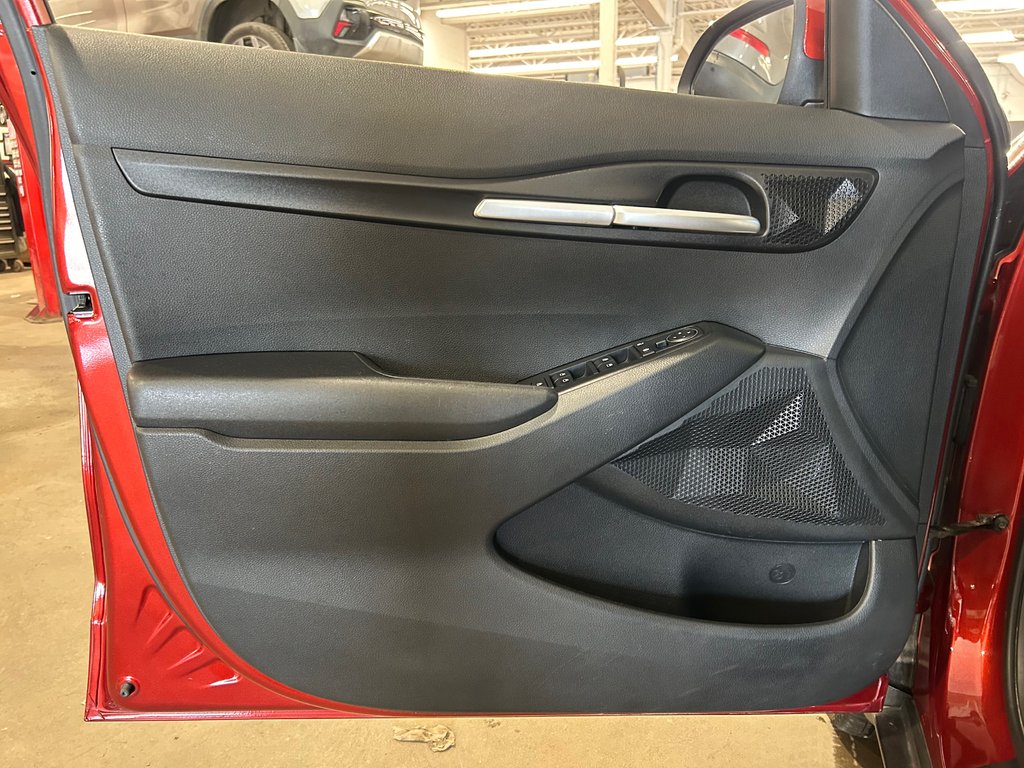 Kia Seltos LX, JAMAIS ACCIDENTÉ, AWD, SIÈGES CHAUFFANTS 2022 à Mirabel, Québec - 8 - w1024h768px