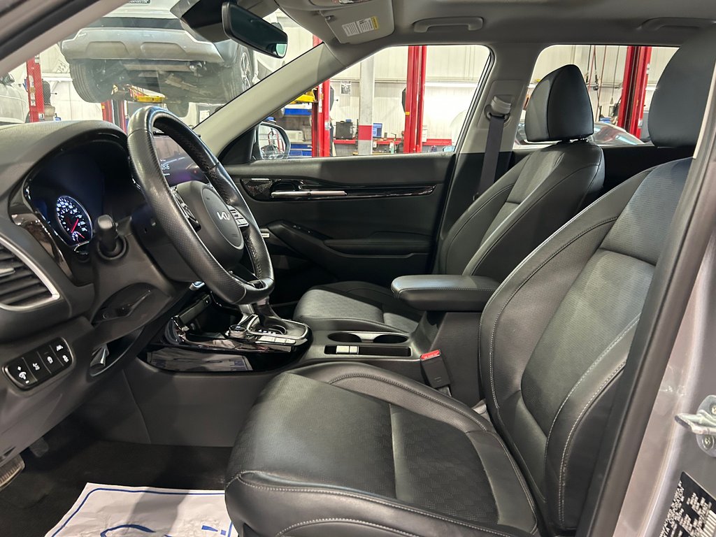 Kia Seltos SX Turbo, JAMAIS ACCIDENTÉ, CUIR, TOIT, AWD, GPS 2022 à Mirabel, Québec - 10 - w1024h768px