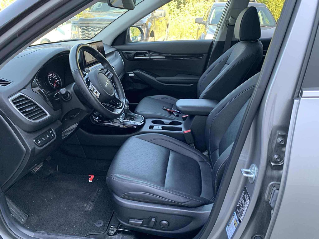 2022 Kia Seltos SX Turbo, JAMAIS ACCIDENTÉ, CUIR, TOIT, AWD, GPS in Mirabel, Quebec - 7 - w1024h768px