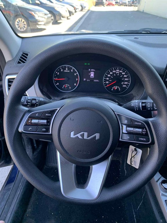 2022 Kia Seltos LX, JAMAIS ACCIDENTÉ, SIÈGES CHAUFFANTS, MAGS in Mirabel, Quebec - 8 - w1024h768px