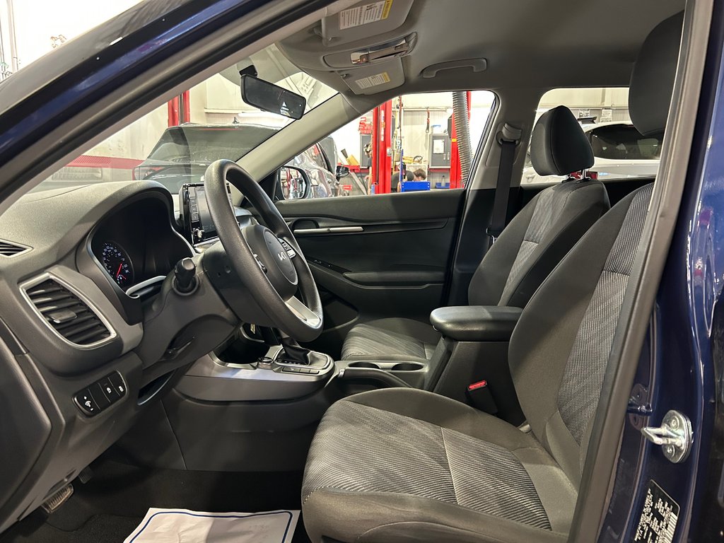 Kia Seltos LX, JAMAIS ACCIDENTÉ, SIÈGES CHAUFFANTS, MAGS 2022 à Mirabel, Québec - 9 - w1024h768px