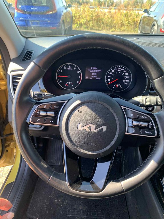 2022 Kia Seltos EX, JAMAIS ACCIDENTÉ, CUIR, TOIT, AWD, MAGS in Mirabel, Quebec - 8 - w1024h768px