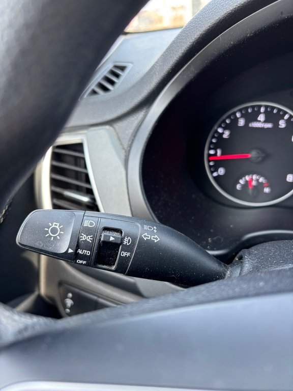 2022 Kia Seltos LX, AWD,SIÈGES CHAUFFANTS, MAGS in Mirabel, Quebec - 17 - w1024h768px